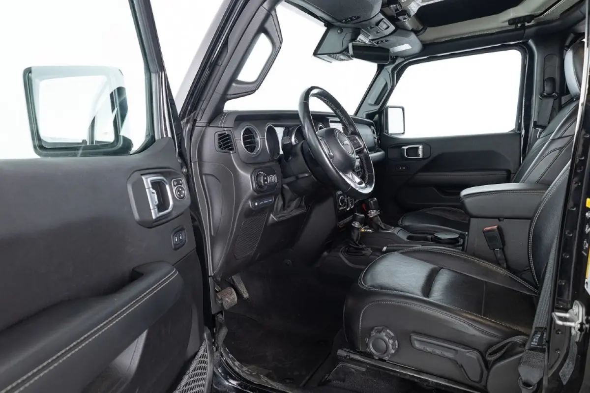 380 4xe OVERLAND 4WD PHEV | LEDER |