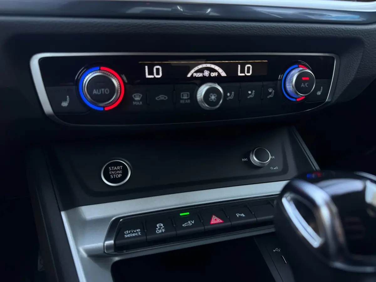45 TFSI e S edition SOH 98,13% / PANO / S-LINE / LEDER ALCANTARA / CAMERA / LED / VERWARMDE STOELEN / SPORTSTOELEN