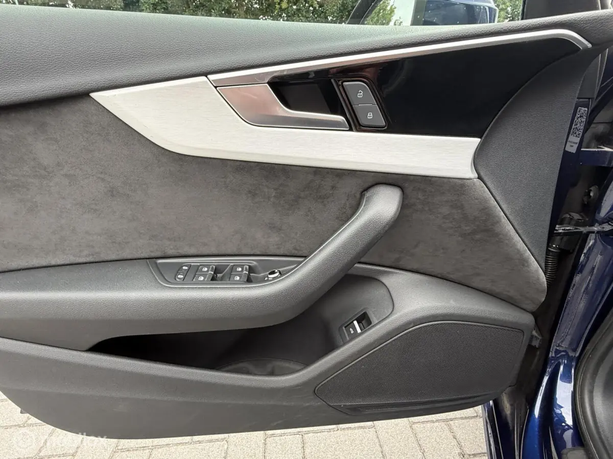 35 TFSI Launch edition Sport, S-line, Automaat, Pano, trekhaak, navigatie, cruise, massage stoelen, apk 11-2027