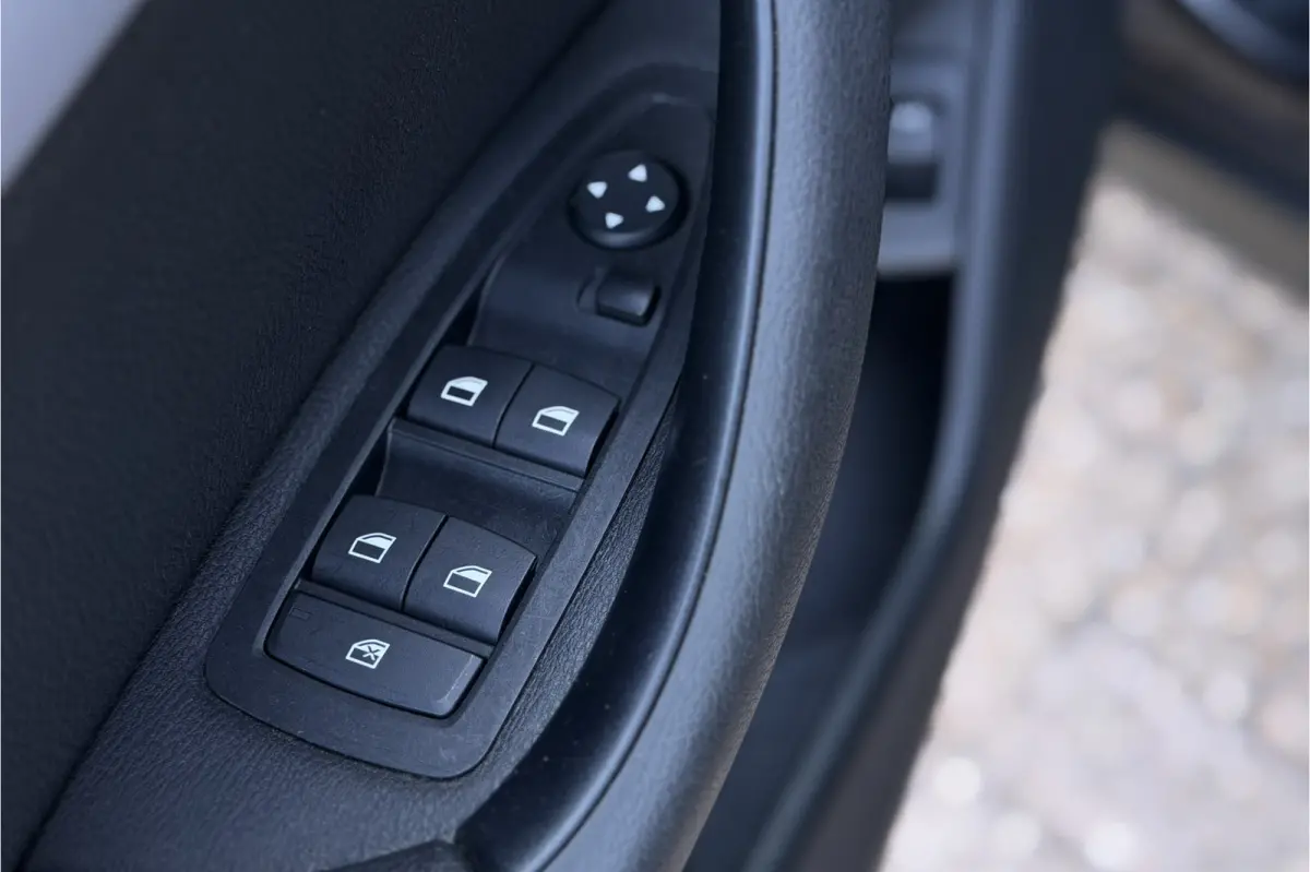 xDrive25e | Leder | Stoelverwarming | PDC V+A | LED | NAVI | 35X op voorraad