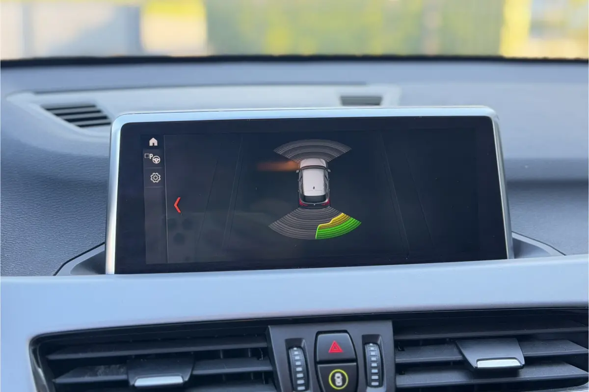 xDrive25e | Leder | Stoelverwarming | PDC V+A | LED | NAVI | 35X op voorraad