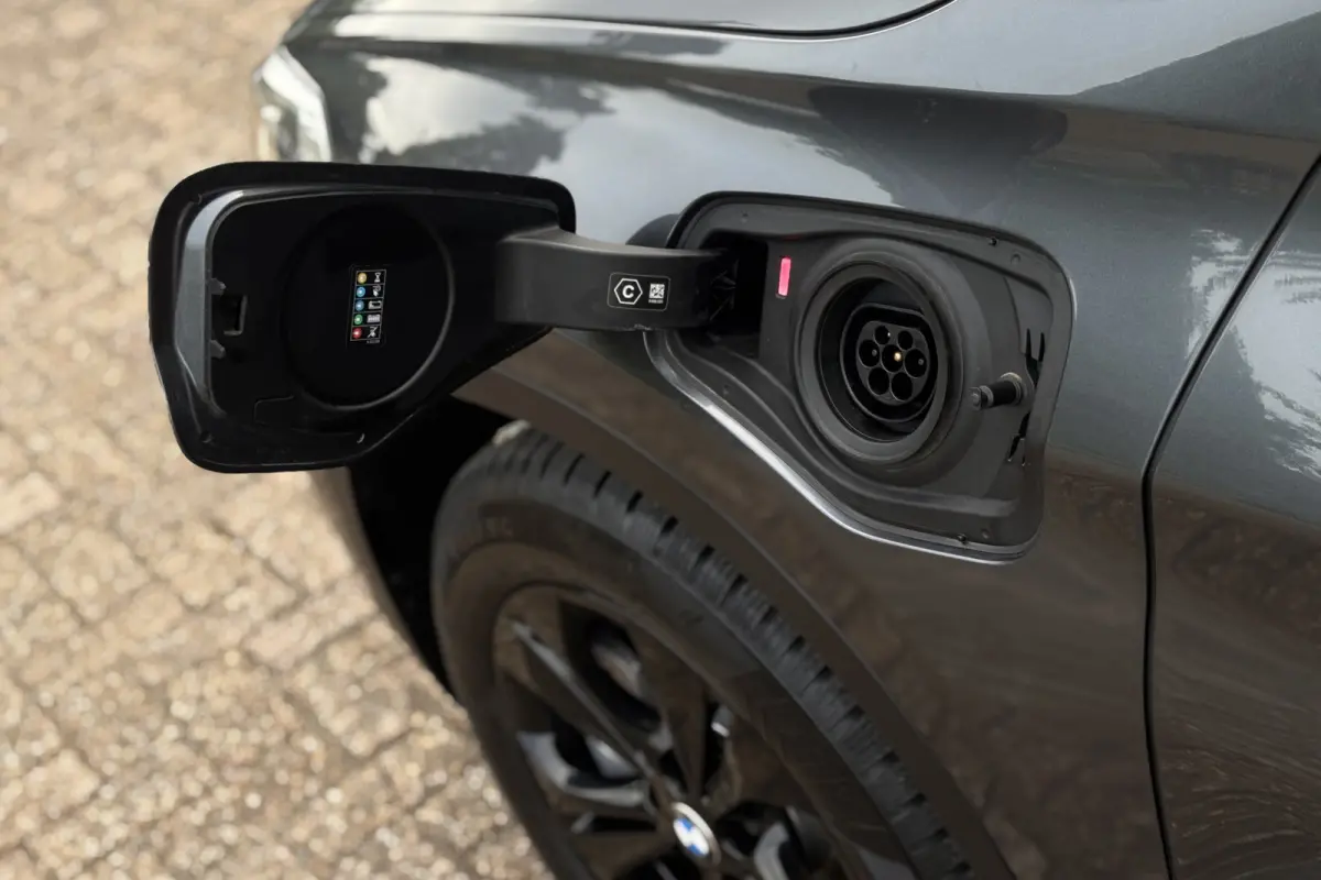 xDrive25e | Leder | Stoelverwarming | PDC V+A | LED | NAVI | 35X op voorraad