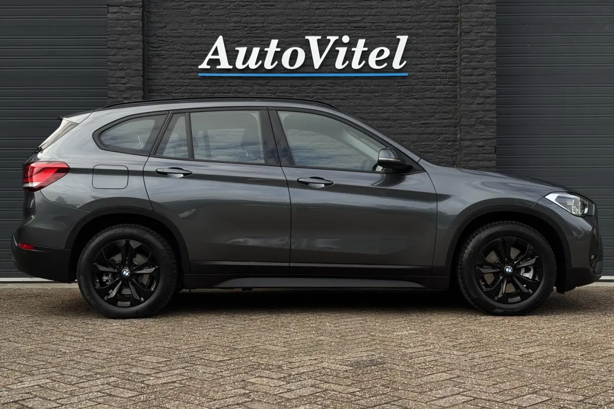xDrive25e | Leder | Stoelverwarming | PDC V+A | LED | NAVI | 35X op voorraad