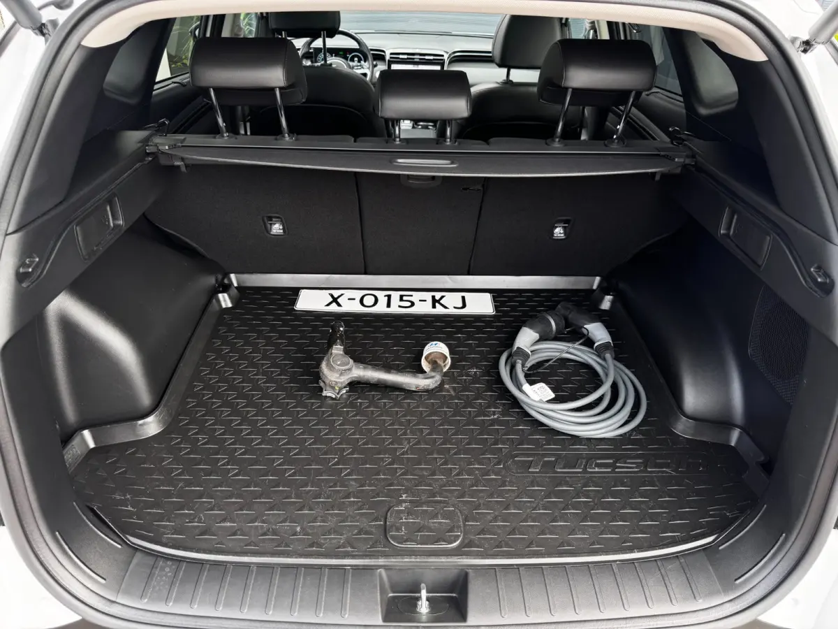 1.6 T-GDI PHEV Premium Sky 4WD | 97% SOH | Trekhaak | Pano | Leder + Memory | 360 Camera | Winter Pack