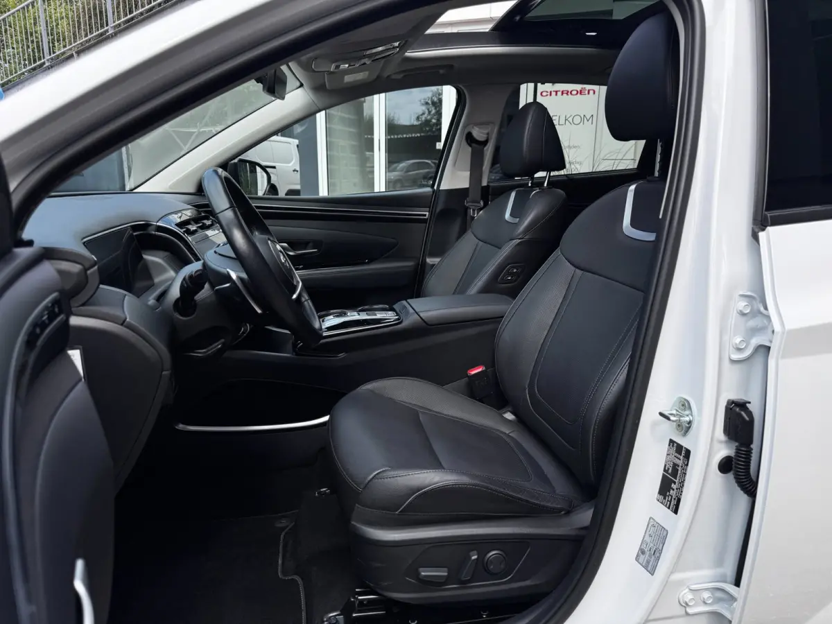 1.6 T-GDI PHEV Premium Sky 4WD | 97% SOH | Trekhaak | Pano | Leder + Memory | 360 Camera | Winter Pack