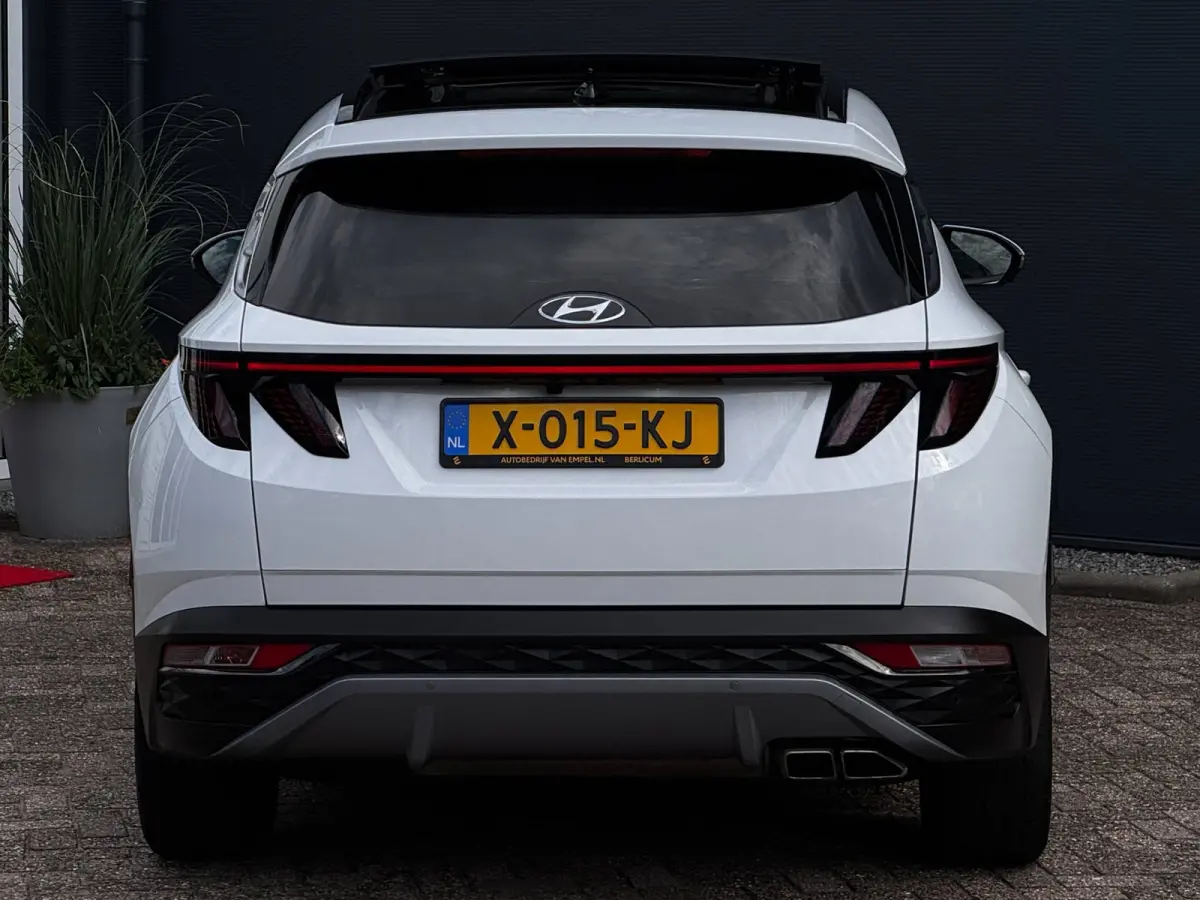 1.6 T-GDI PHEV Premium Sky 4WD | 97% SOH | Trekhaak | Pano | Leder + Memory | 360 Camera | Winter Pack