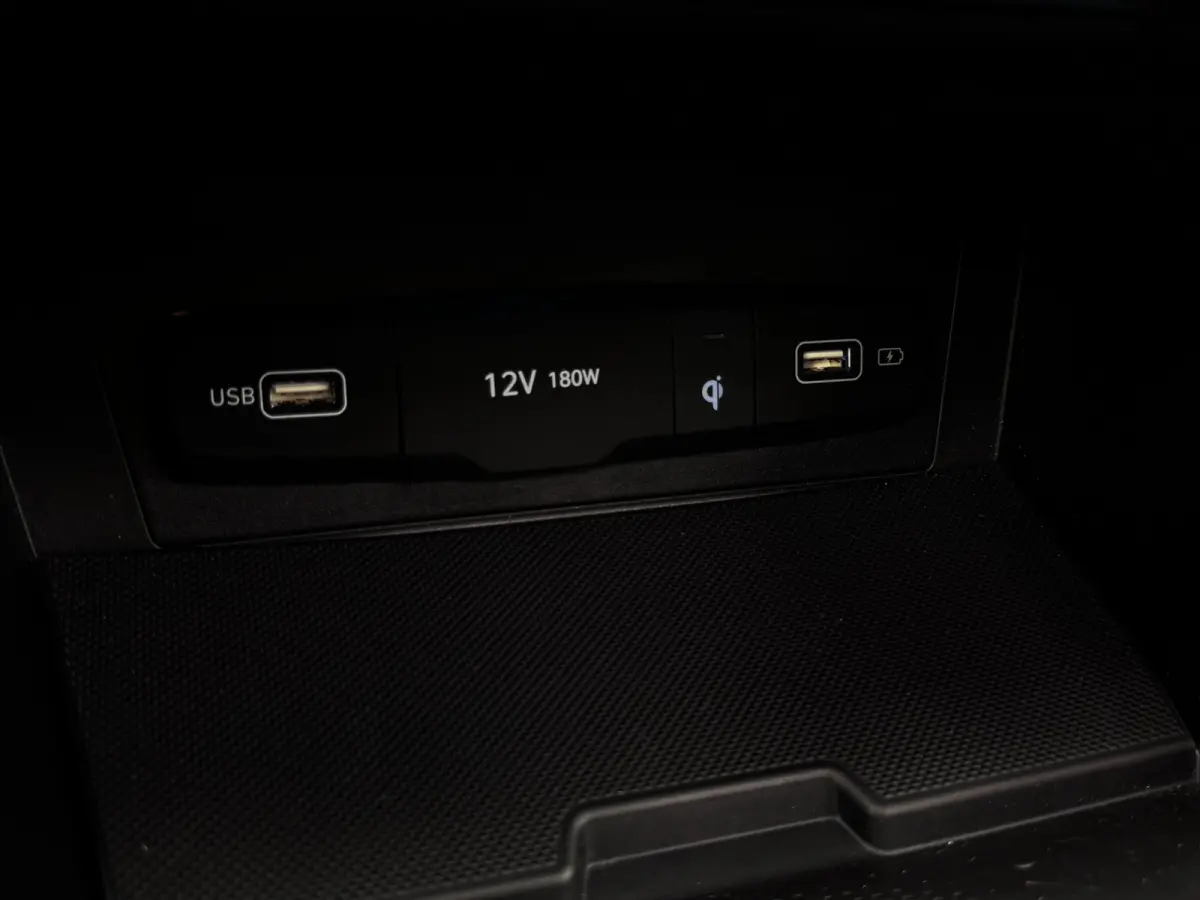 1.6 T-GDI PHEV Premium Sky 4WD | 97% SOH | Trekhaak | Pano | Leder + Memory | 360 Camera | Winter Pack
