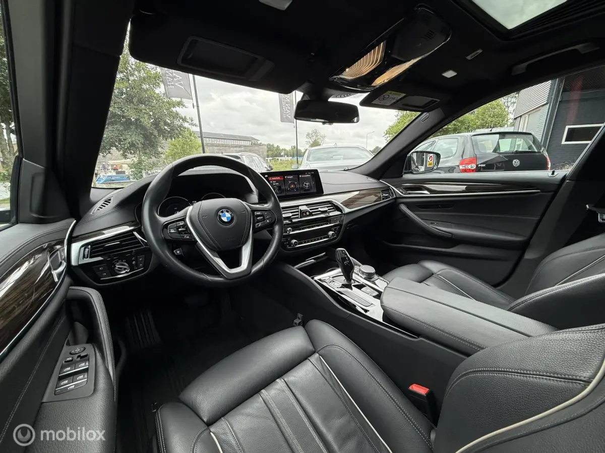 520i Corporate Lease High Executive, Automaat, leder, navigatie, apk bij aflevering...