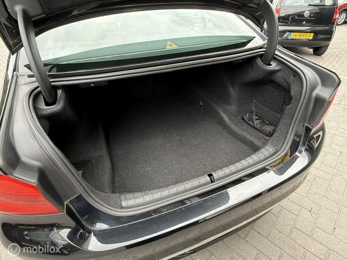 520i Corporate Lease High Executive, Automaat, leder, navigatie, apk bij aflevering...