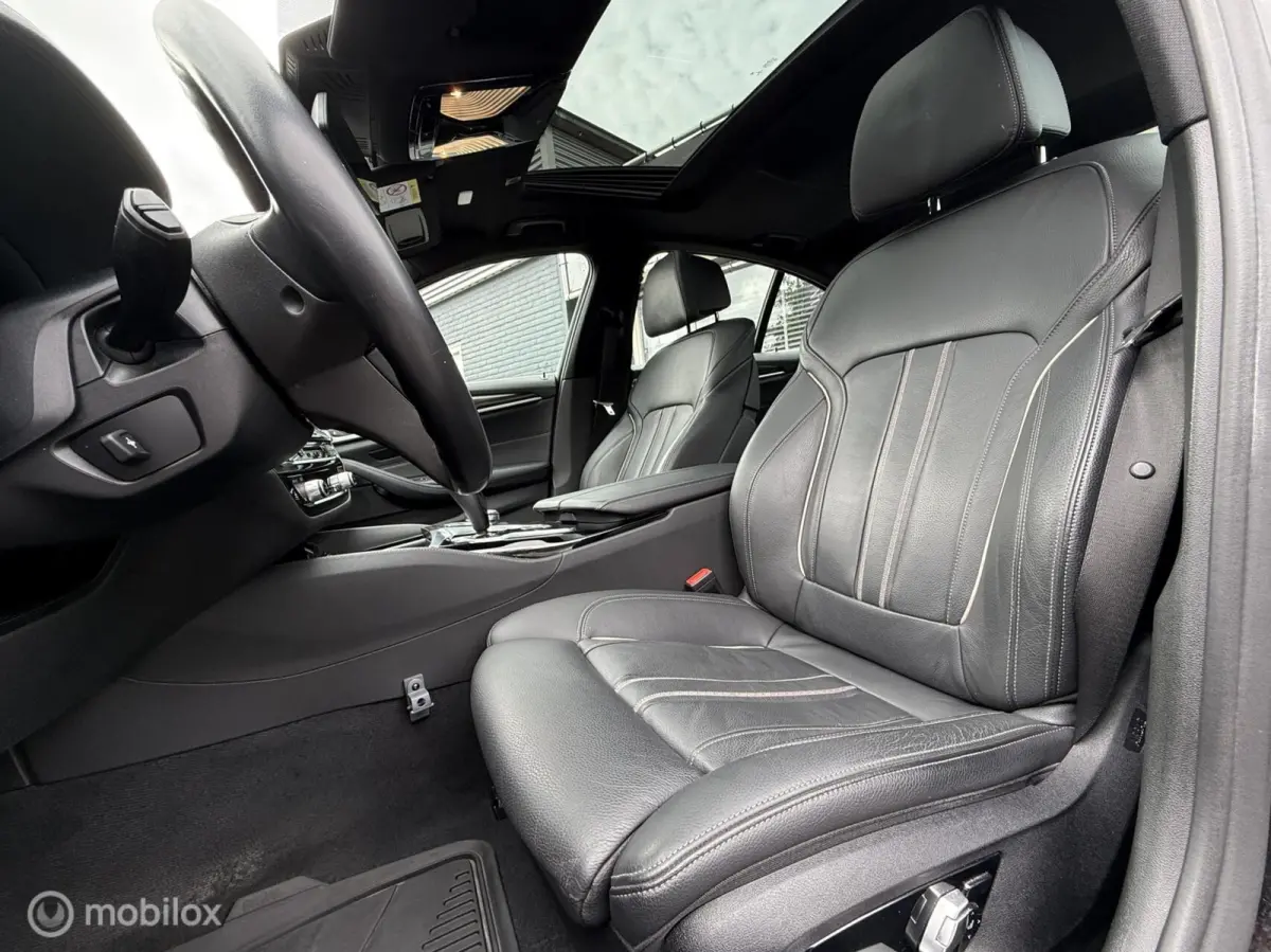 520i Corporate Lease High Executive, Automaat, leder, navigatie, apk bij aflevering...