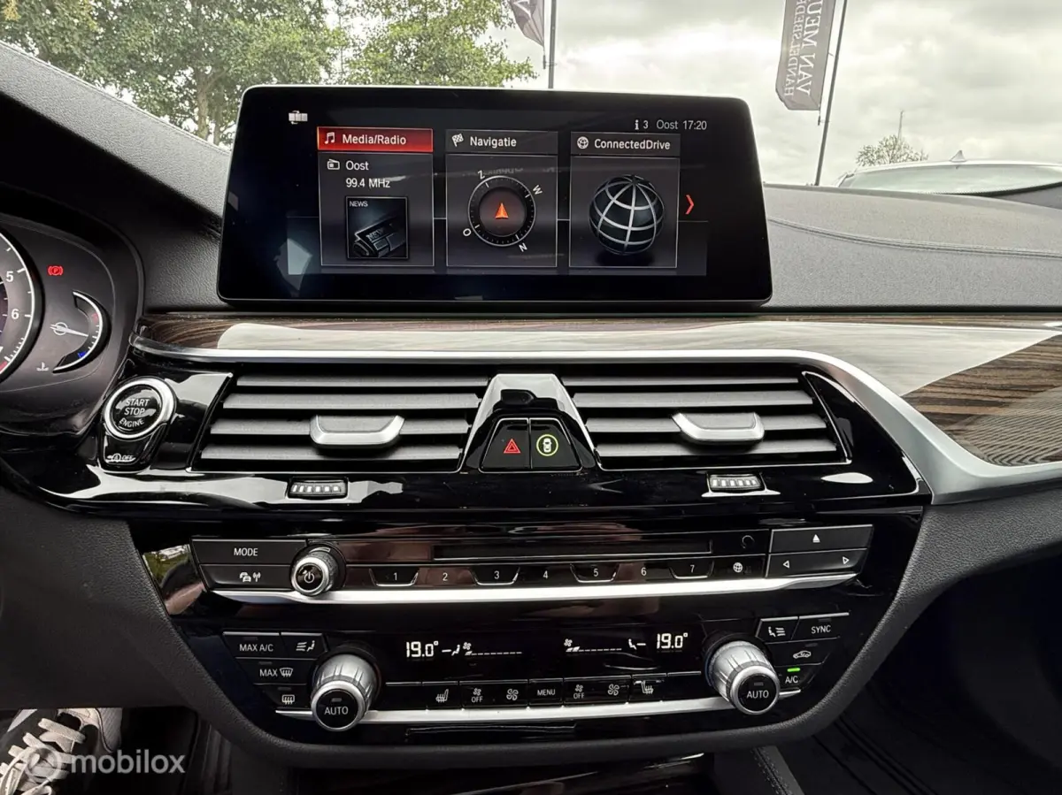 520i Corporate Lease High Executive, Automaat, leder, navigatie, apk bij aflevering...