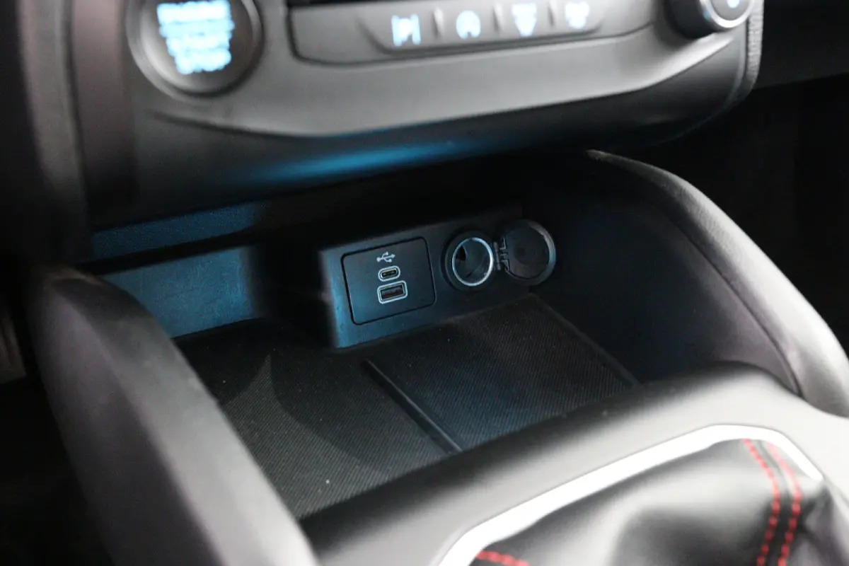 1.0 EcoBoost Hybrid ST Line | 1e Eigenaar! | Dealer Onderhouden! | LED | Winterpack | Navi | Clima | Cruise Control | Parkeersensoren V+A | Lichtmetalen Velgen