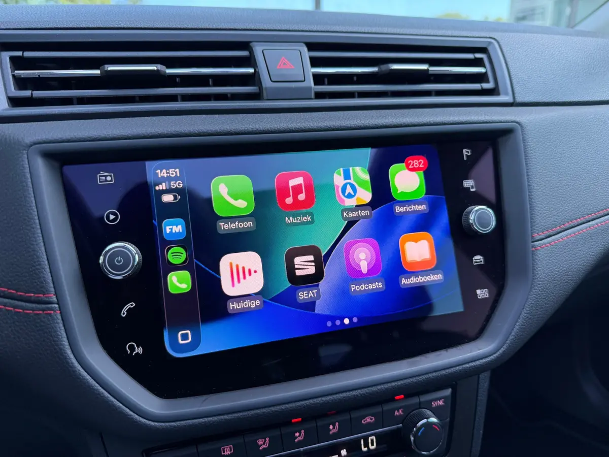 1.0 TSI FR Business Intense - Automaat - Pano/Schuifdak - Alcantara - Org.NL