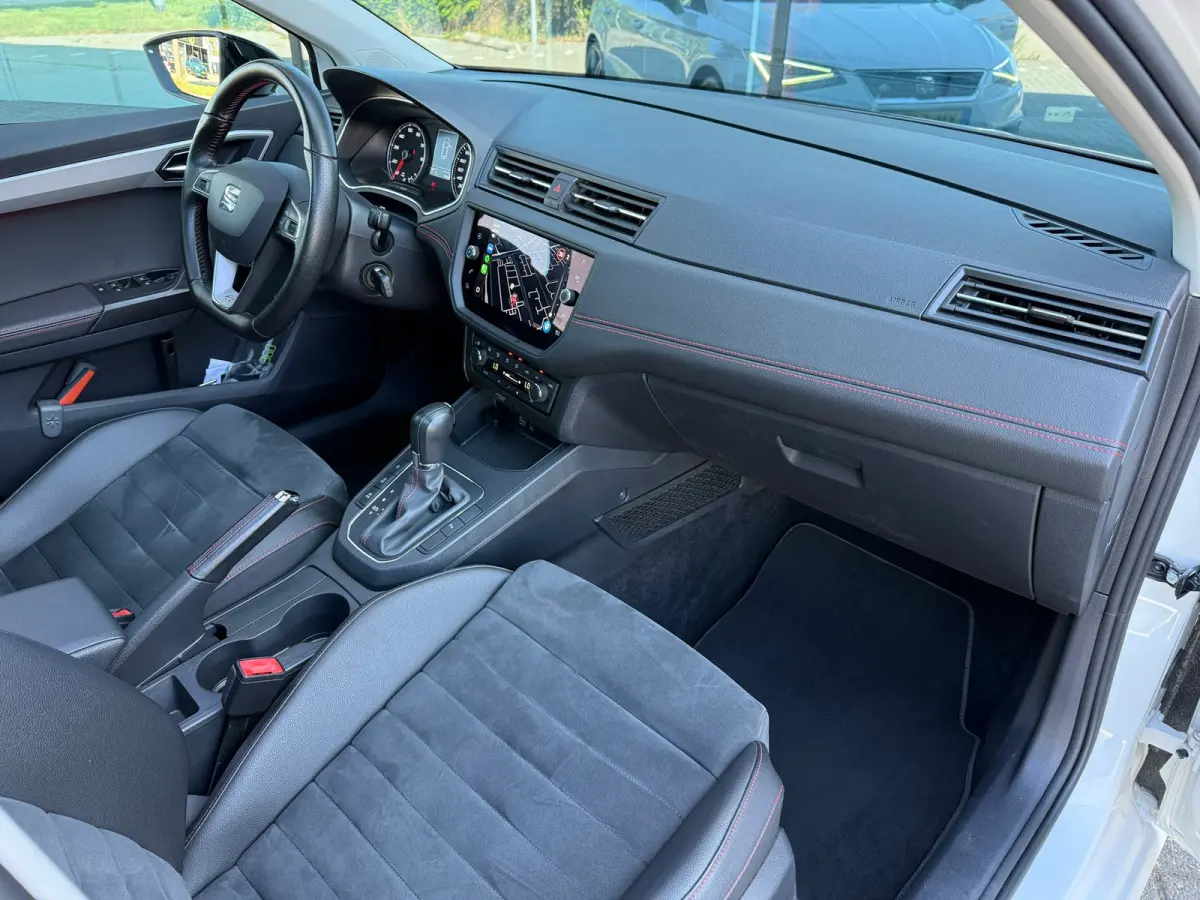 1.0 TSI FR Business Intense - Automaat - Pano/Schuifdak - Alcantara - Org.NL