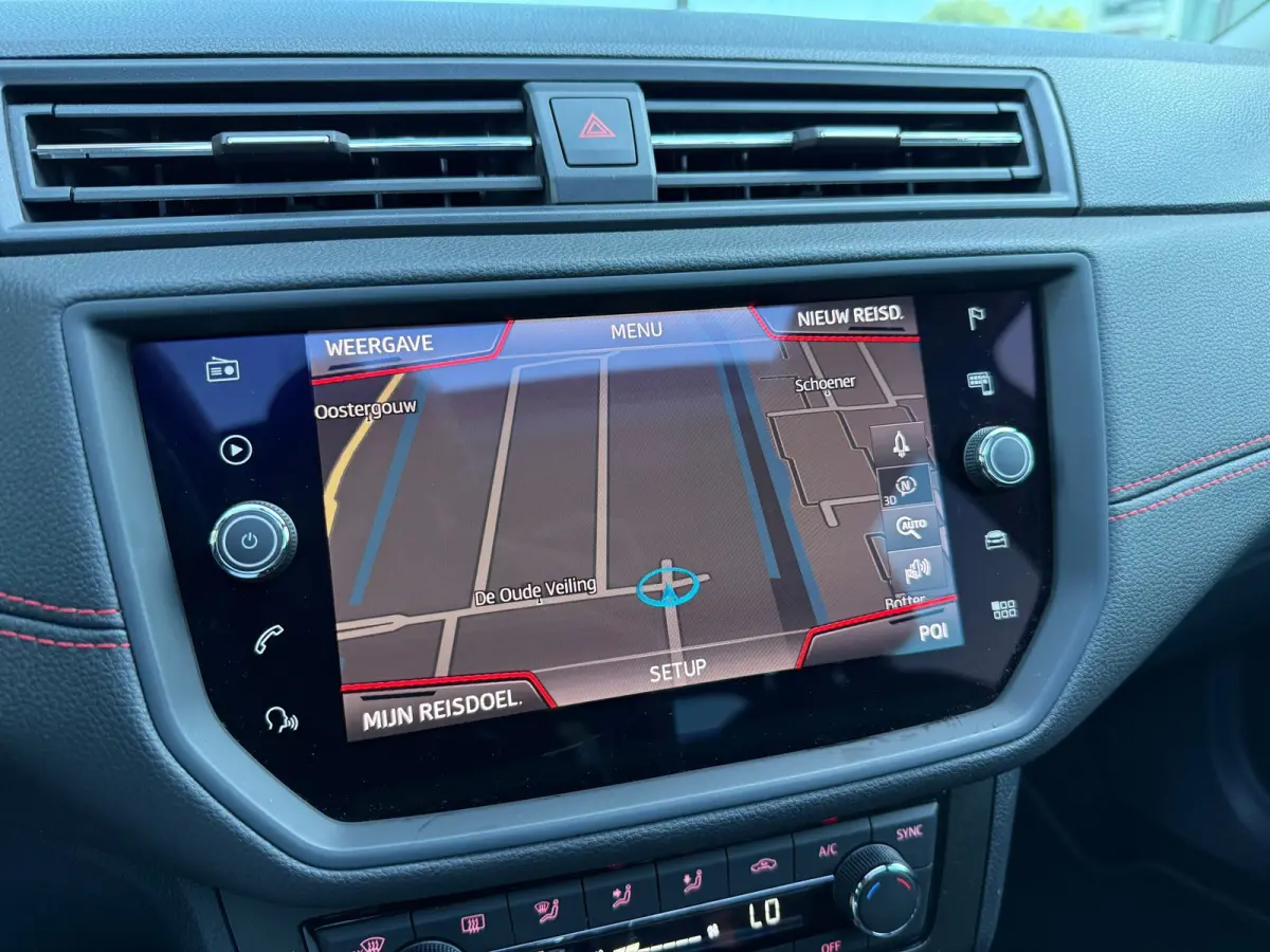 1.0 TSI FR Business Intense - Automaat - Pano/Schuifdak - Alcantara - Org.NL
