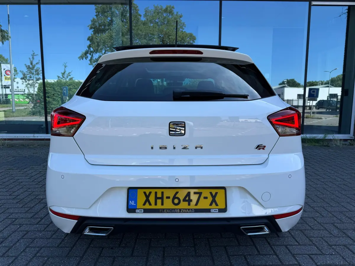 1.0 TSI FR Business Intense - Automaat - Pano/Schuifdak - Alcantara - Org.NL