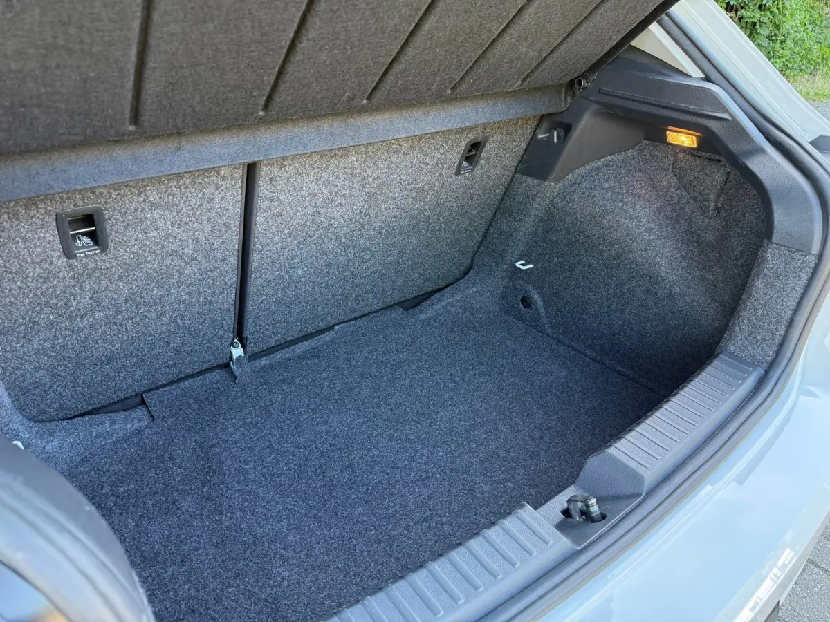 1.0 TSI FR Business Intense - Automaat - Pano/Schuifdak - Alcantara - Org.NL