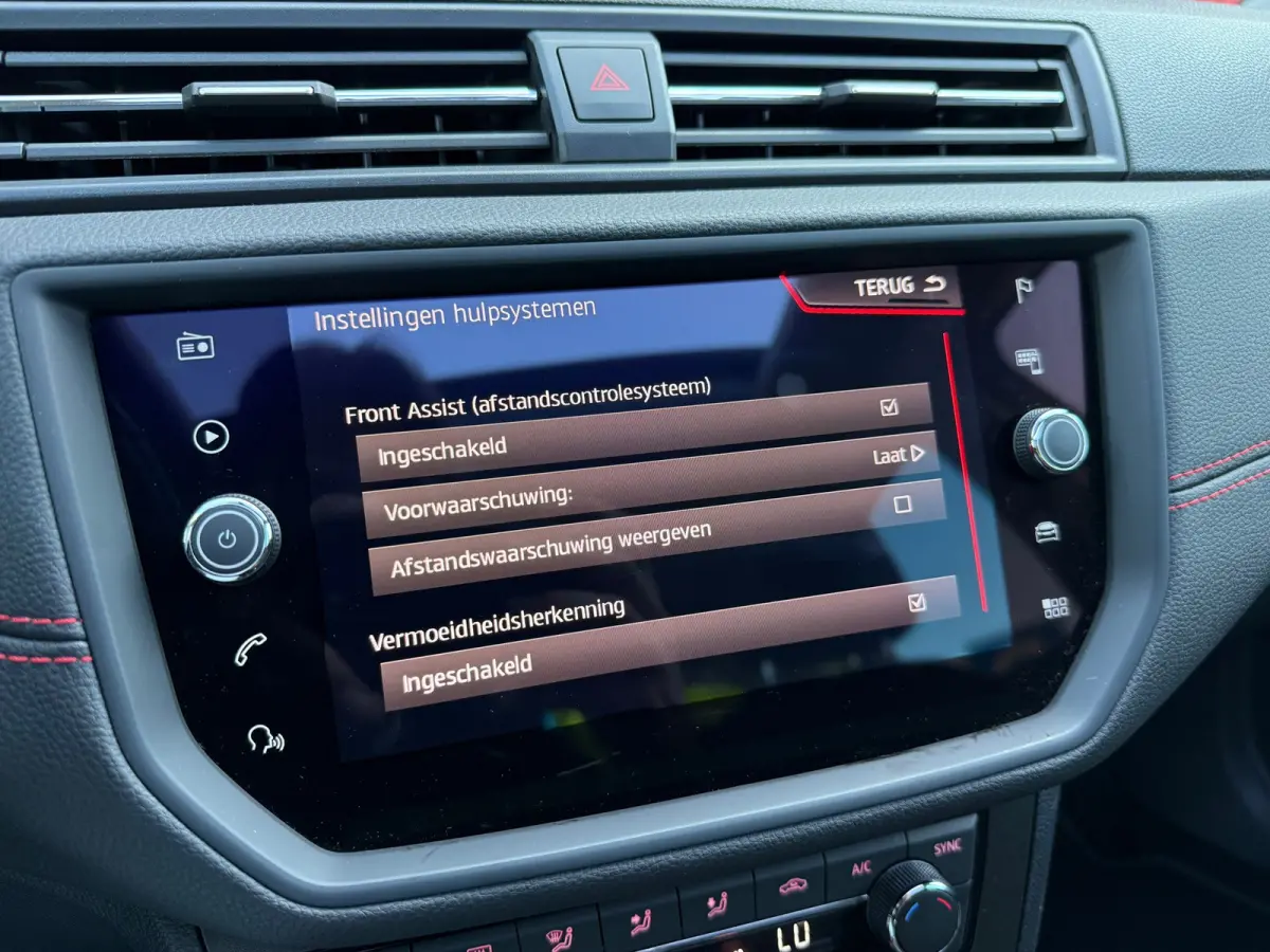 1.0 TSI FR Business Intense - Automaat - Pano/Schuifdak - Alcantara - Org.NL