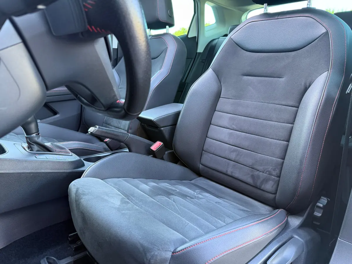 1.0 TSI FR Business Intense - Automaat - Pano/Schuifdak - Alcantara - Org.NL