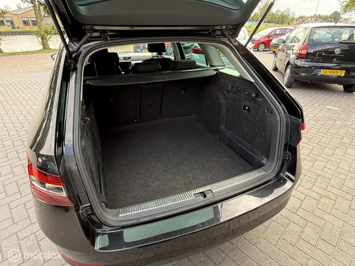 1.6 TDI Greenline Business, navigatie, xenon, cruise control, apk 03-2027