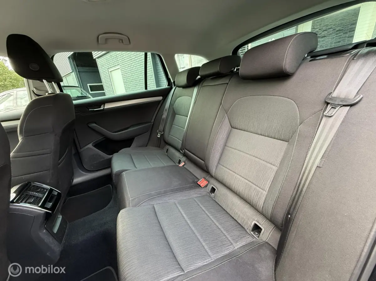 1.6 TDI Greenline Business, navigatie, xenon, cruise control, apk 03-2027