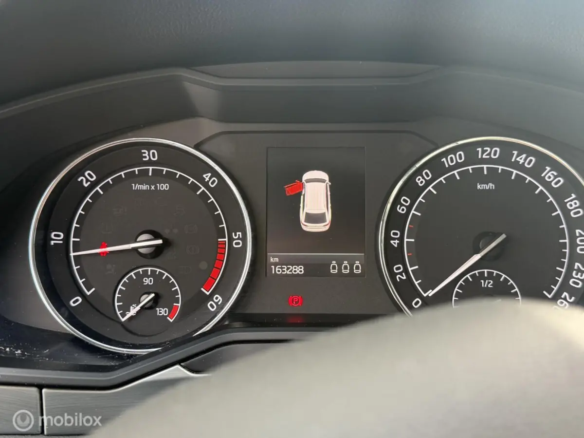 1.6 TDI Greenline Business, navigatie, xenon, cruise control, apk 03-2027