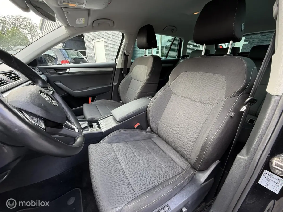1.6 TDI Greenline Business, navigatie, xenon, cruise control, apk 03-2027