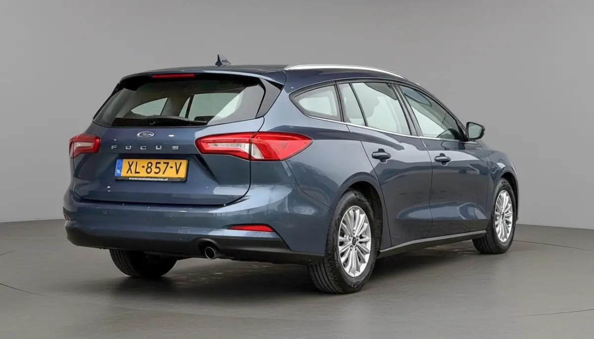 1.0 EcoBoost Titanium Business