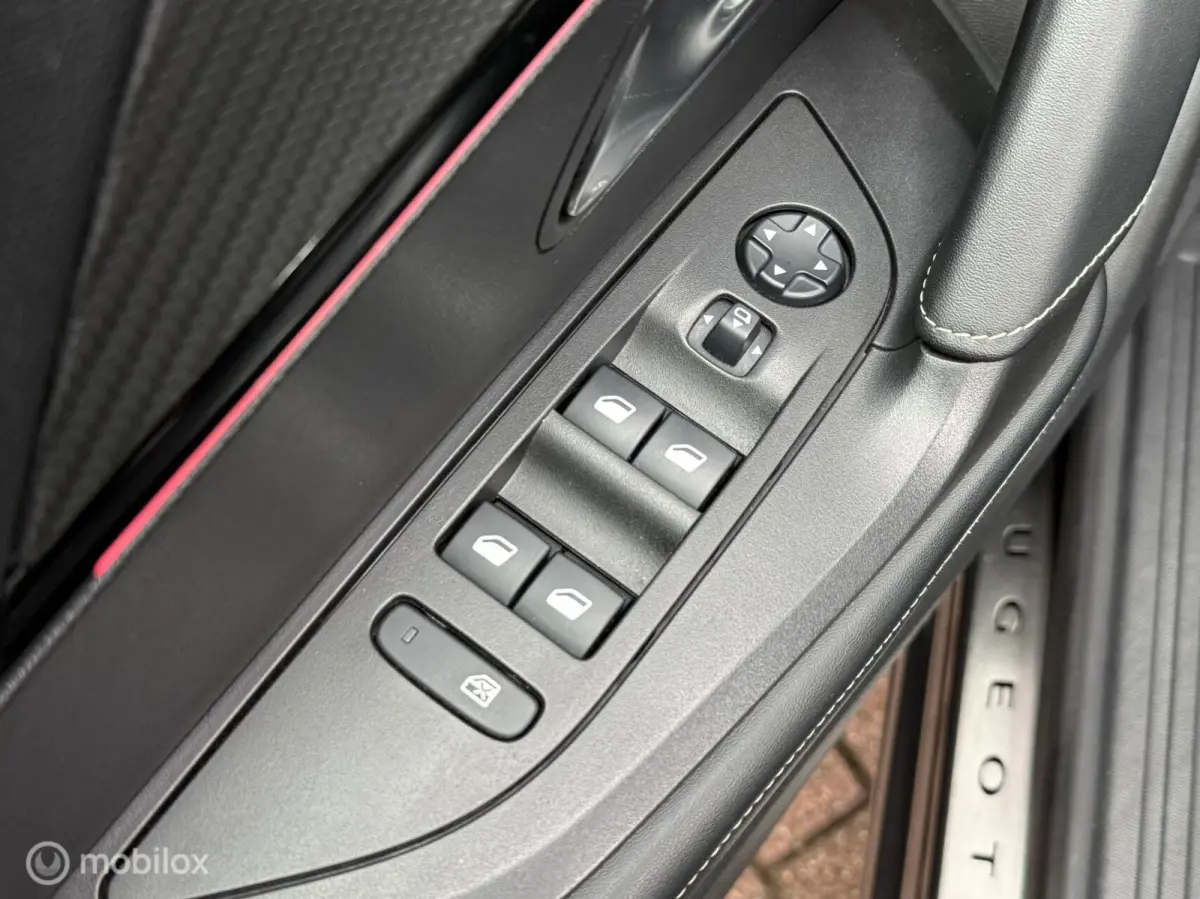 1.2 PureTech GT Pack Panodak Virtual Navi Carplay Camera Leer Massage Elek stoelen