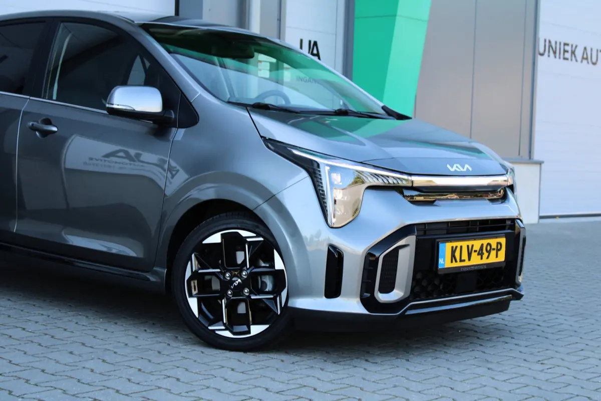1.2 GT-LINE | 79 PK | KEYLESS | STUUR & STOELVERWARMING | DODEHOEK | 16" | CRUISE | CLIMATE CONTROL | LED | 10 JR GAR