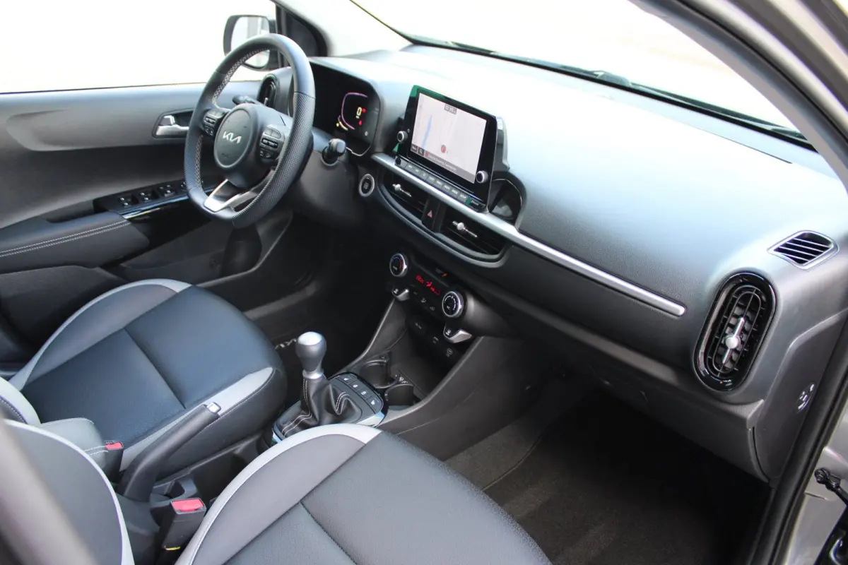 1.2 GT-LINE | 79 PK | KEYLESS | STUUR & STOELVERWARMING | DODEHOEK | 16" | CRUISE | CLIMATE CONTROL | LED | 10 JR GAR