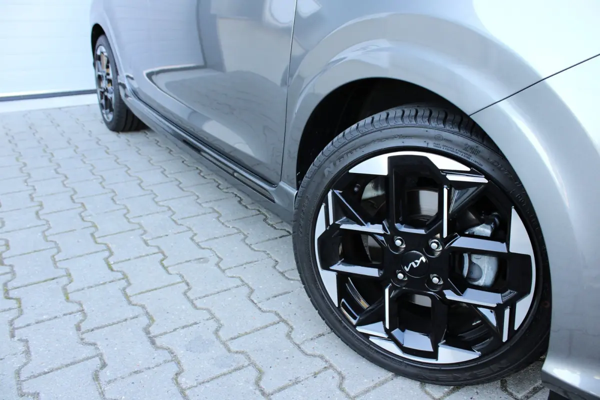 1.2 GT-LINE | 79 PK | KEYLESS | STUUR & STOELVERWARMING | DODEHOEK | 16" | CRUISE | CLIMATE CONTROL | LED | 10 JR GAR
