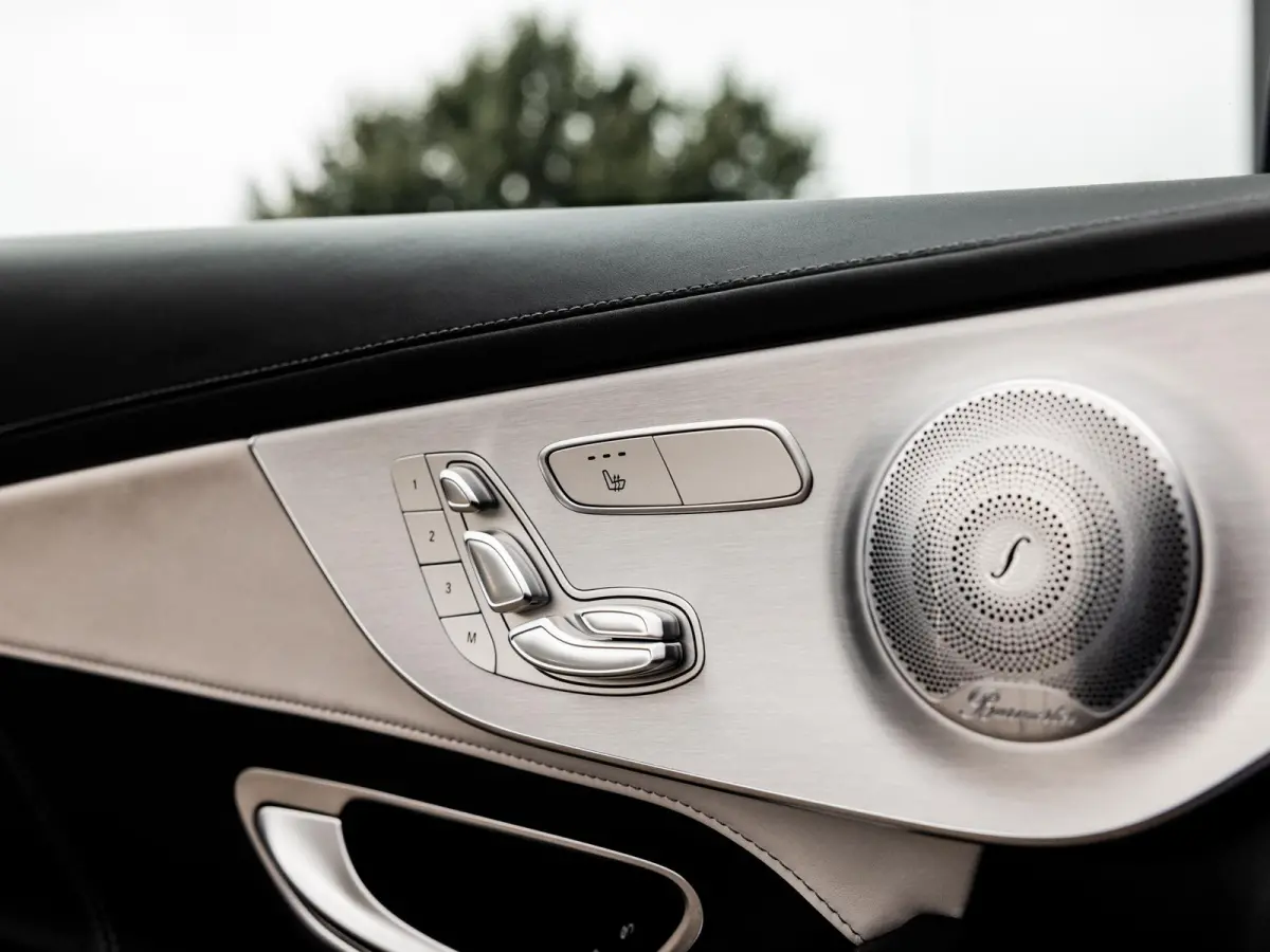 AMG 63 S | KERAMISCH | BURMESTER | AMG PERFORMANCE UITLAAT | PANORAMA/SCHUIF-KANTELDAK | AMG PERFORMANCE STOELEN | AMG DRIVERS PACKAGE |