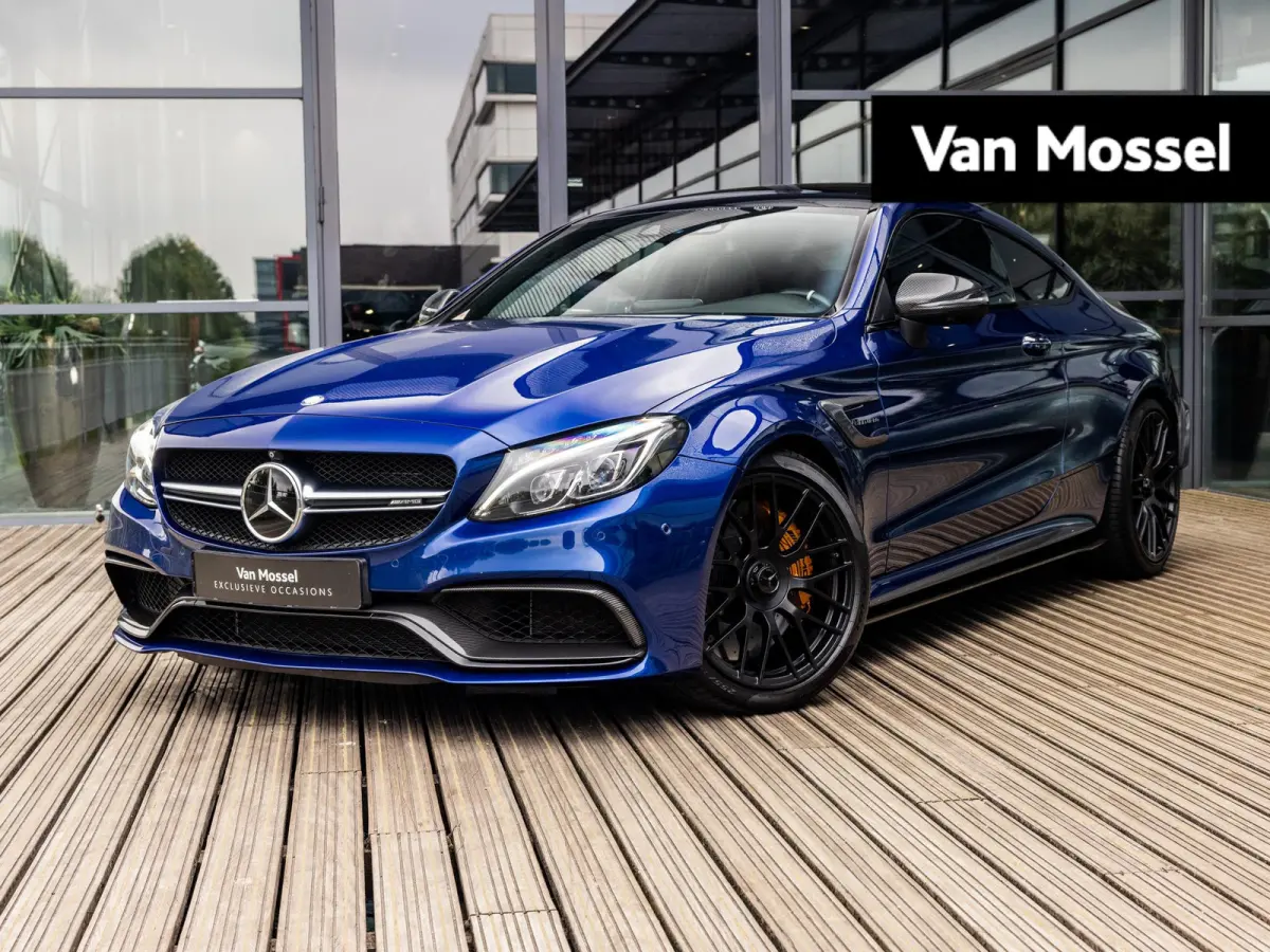 AMG 63 S | KERAMISCH | BURMESTER | AMG PERFORMANCE UITLAAT | PANORAMA/SCHUIF-KANTELDAK | AMG PERFORMANCE STOELEN | AMG DRIVERS PACKAGE |