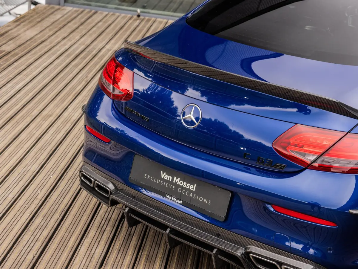 AMG 63 S | KERAMISCH | BURMESTER | AMG PERFORMANCE UITLAAT | PANORAMA/SCHUIF-KANTELDAK | AMG PERFORMANCE STOELEN | AMG DRIVERS PACKAGE |