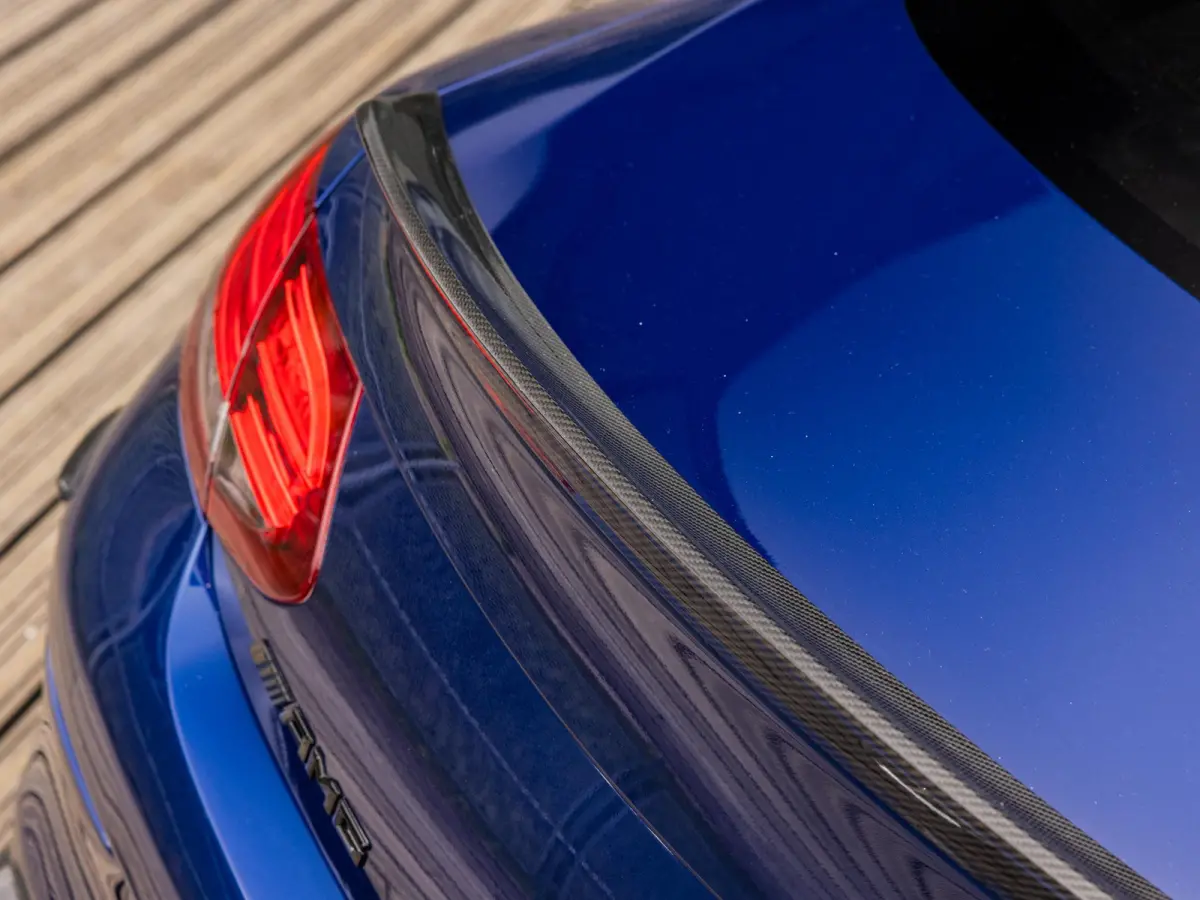 AMG 63 S | KERAMISCH | BURMESTER | AMG PERFORMANCE UITLAAT | PANORAMA/SCHUIF-KANTELDAK | AMG PERFORMANCE STOELEN | AMG DRIVERS PACKAGE |
