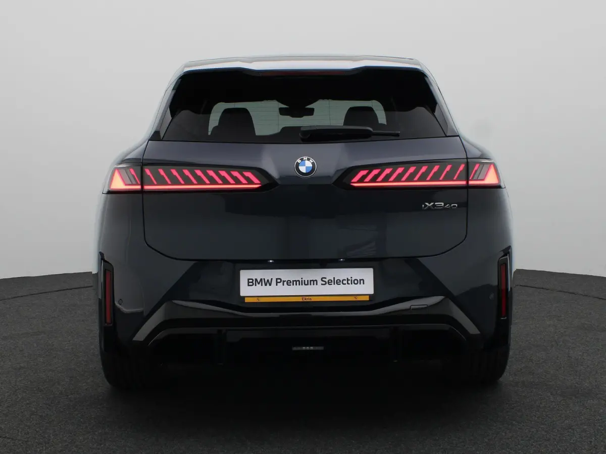 40 eDrive M Sportpakket Pro | SoH 100% | Innovation Pack | Panoramadak | Driving Assistant Plus | Harman Kardon | 20''