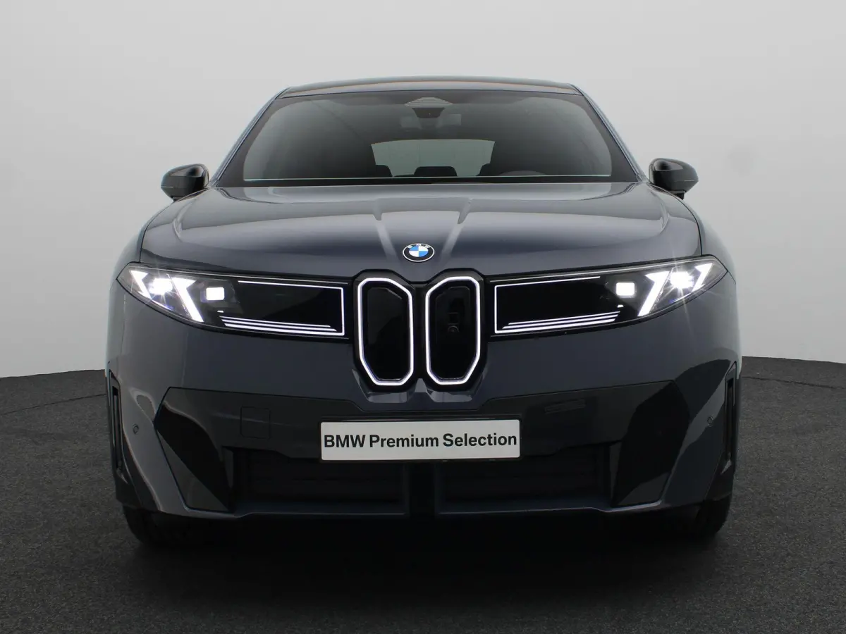 40 eDrive M Sportpakket Pro | SoH 100% | Innovation Pack | Panoramadak | Driving Assistant Plus | Harman Kardon | 20''