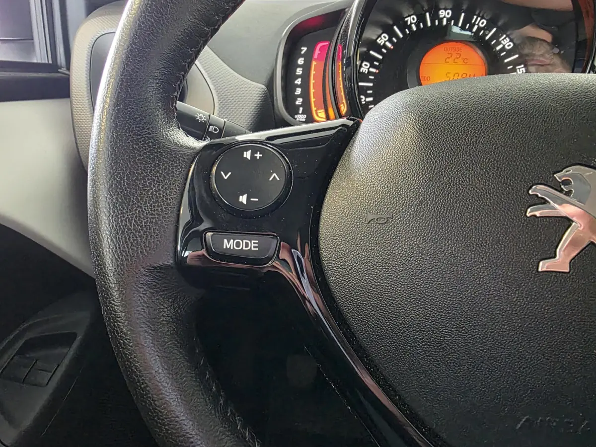 1.0 e-VTi Active | NL-Auto | Airco | Bluetooth