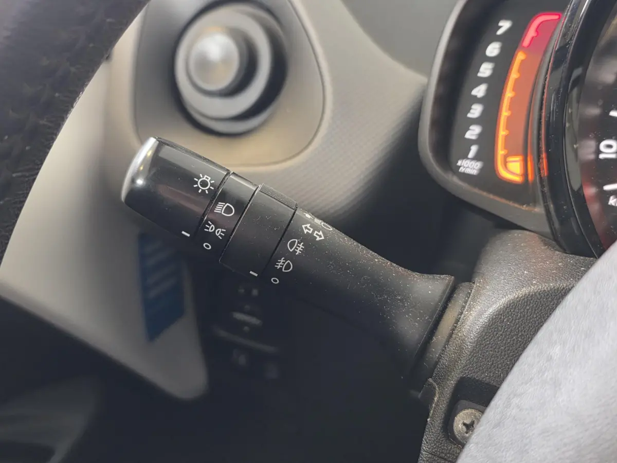 1.0 e-VTi Active | NL-Auto | Airco | Bluetooth