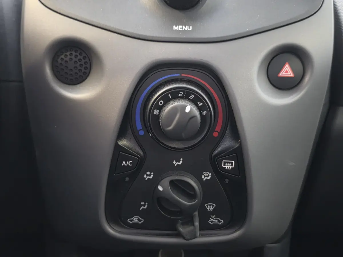 1.0 e-VTi Active | NL-Auto | Airco | Bluetooth
