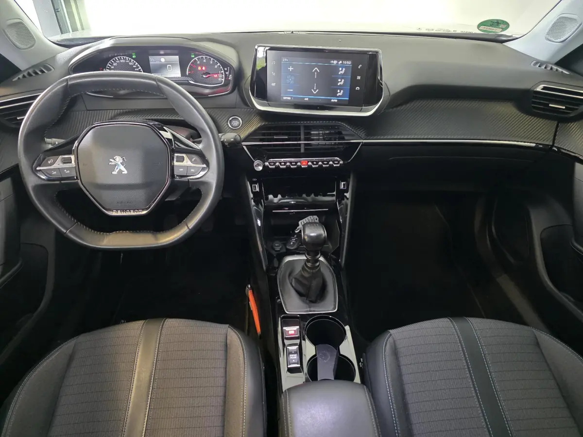 1.2 PureTech Allure Pack | Climate Control | Cruise Control | Apple Carplay & Android Auto