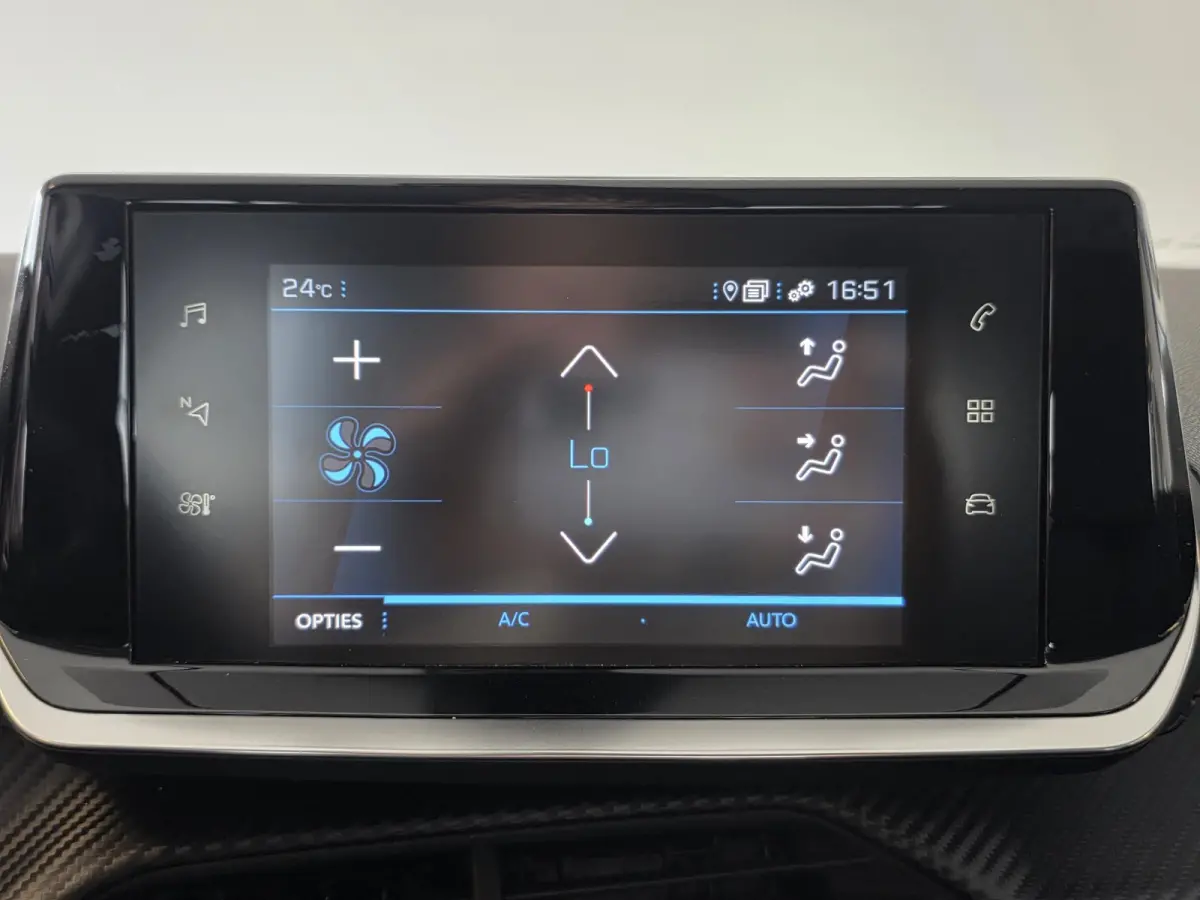 1.2 PureTech Allure Pack | Climate Control | Cruise Control | Apple Carplay & Android Auto