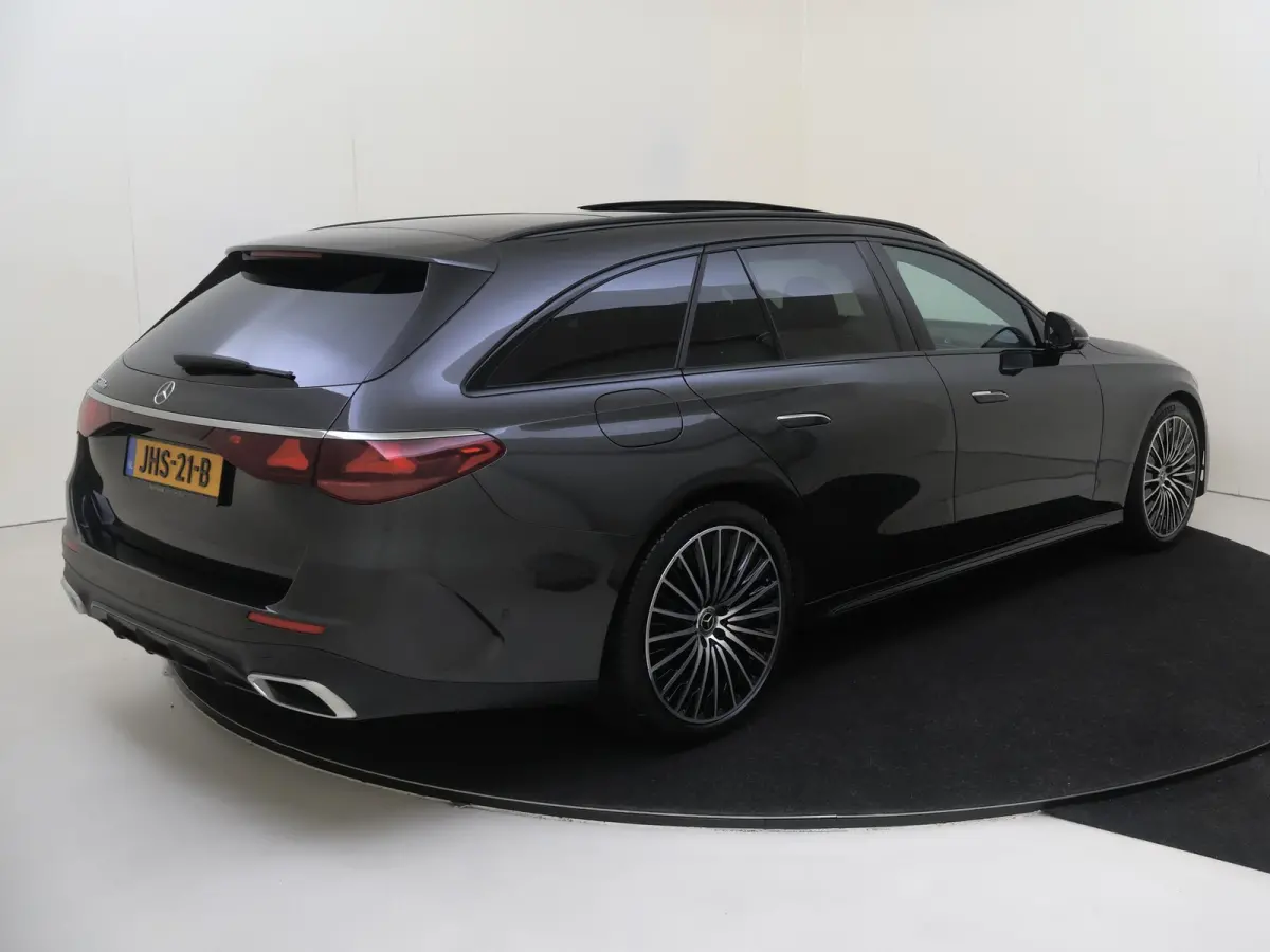 300 e Sport Edition / Premium/ Night/ 20 inch/ Rijassistentiepakket Plus/ SUPERSCREEN/ Burmester 4D/ El. Trekhaak