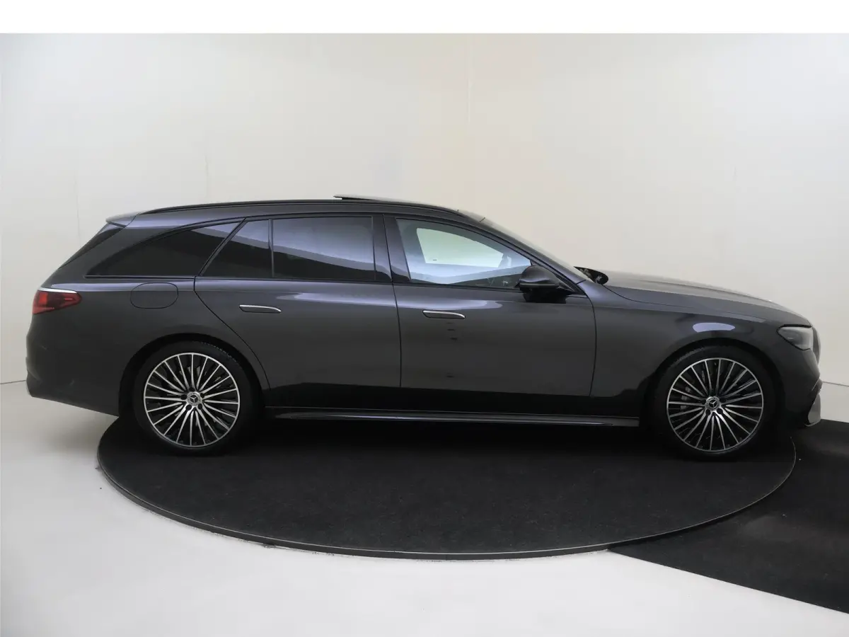 300 e Sport Edition / Premium/ Night/ 20 inch/ Rijassistentiepakket Plus/ SUPERSCREEN/ Burmester 4D/ El. Trekhaak