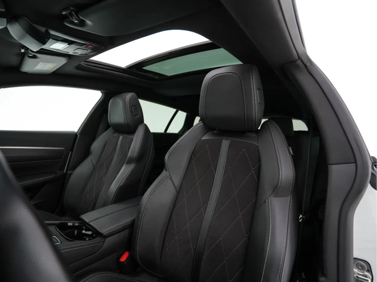 1.6 HYbrid GT-Line Pack Business (Plug-in) {SoH-100%} (INCL-BTW) Aut. *PANO | LEATHER-MICROFIBRE | FOCAL®-AUDIO | FULL-LED | CRUISE-ADAPT. | BLINDSPOT | DAB | DIGI-COCKPIT | HEATED-SPORTSEA