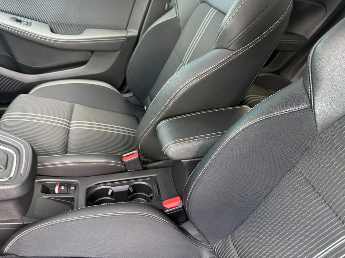 1.6 E-Tech Hybrid 145 Engineered - Automaat - Navi - Climate - Org.NL