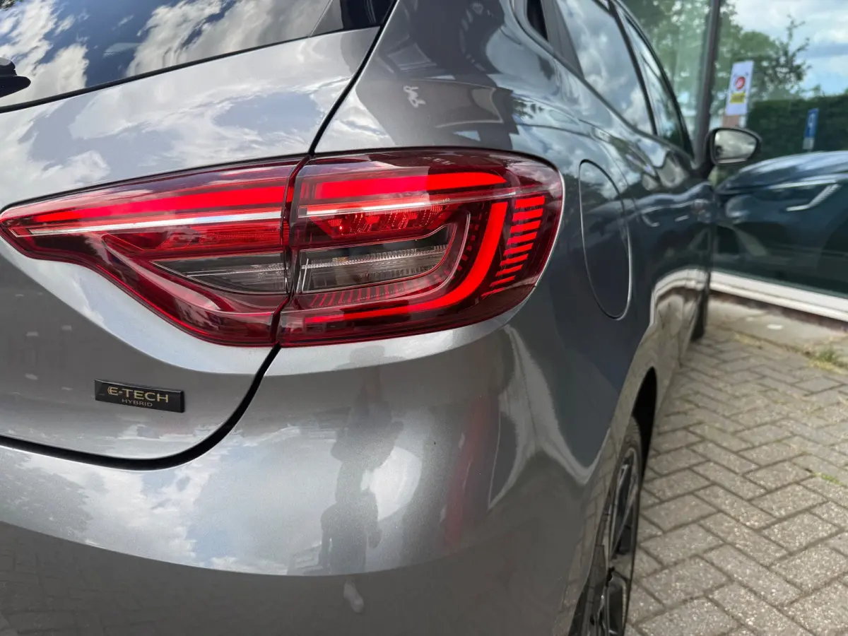 1.6 E-Tech Hybrid 145 Engineered - Automaat - Navi - Climate - Org.NL