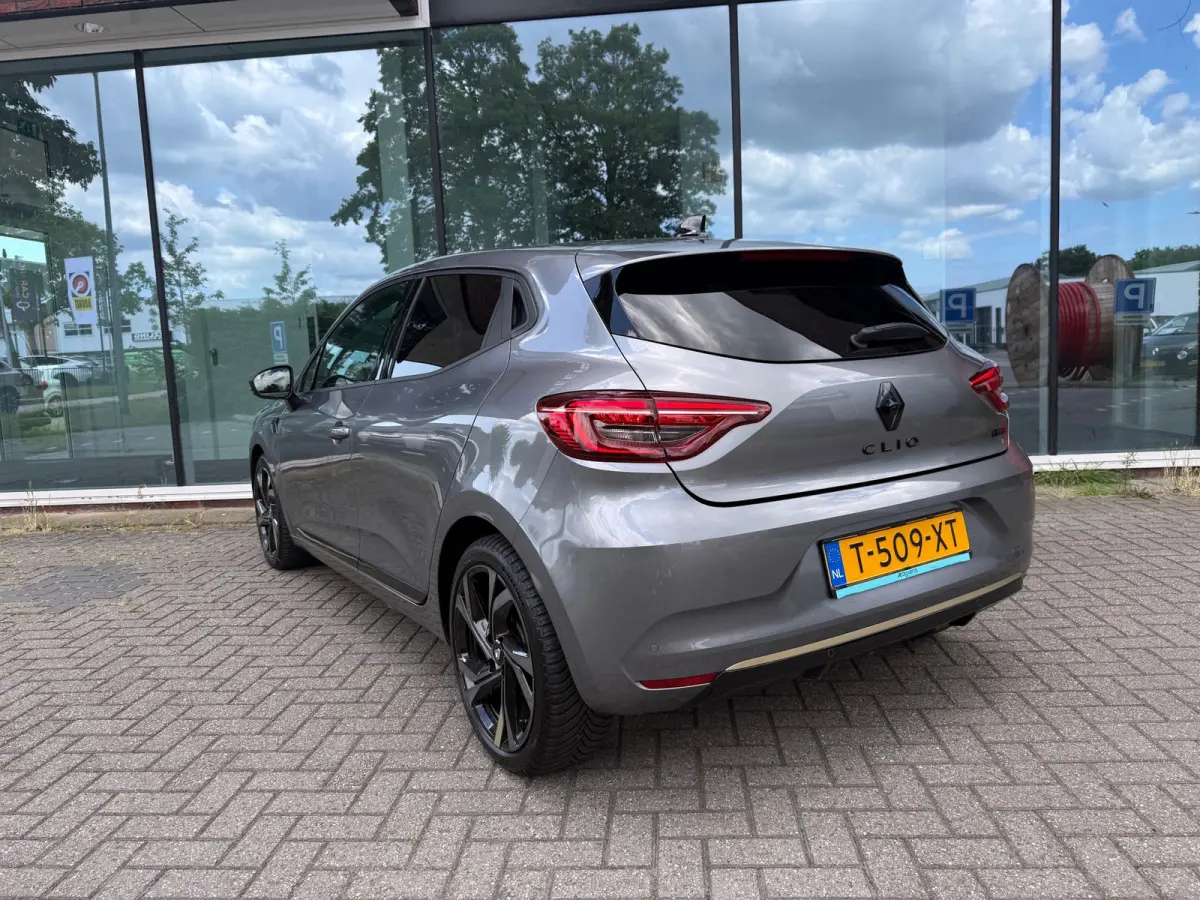 1.6 E-Tech Hybrid 145 Engineered - Automaat - Navi - Climate - Org.NL