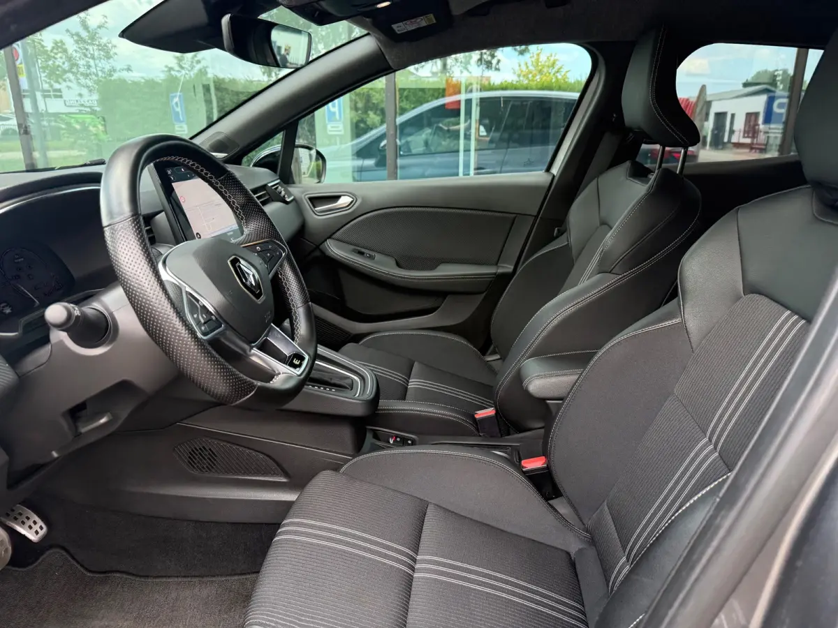 1.6 E-Tech Hybrid 145 Engineered - Automaat - Navi - Climate - Org.NL